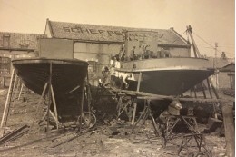 De BIA in aanbouw op de scheepswerf