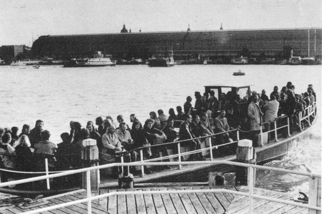 Einde werkdag voor de werknemers van de Shell